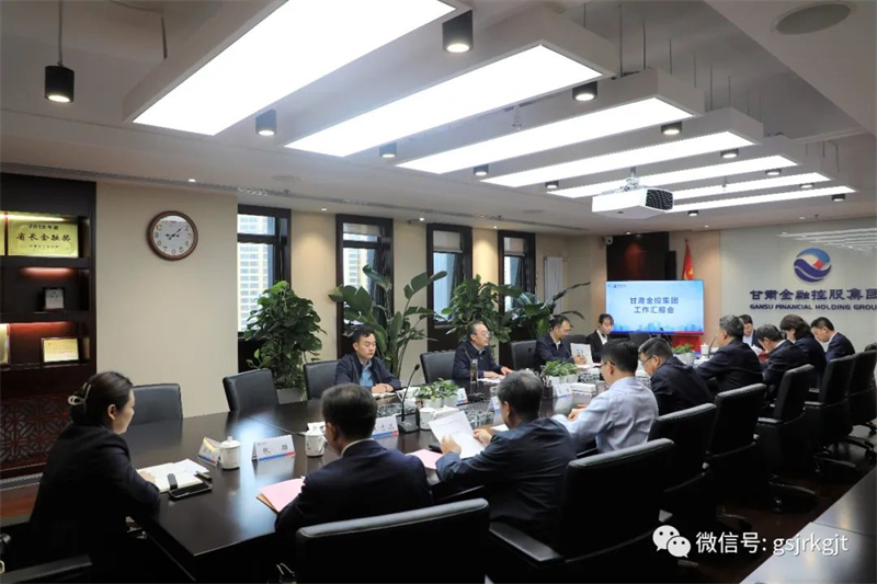省工商联副主席崔明瑞一行莅临多宝网页版调研支持民营经济发展情况